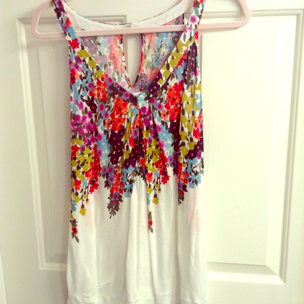 Floral tank top - Size XL -$8.00